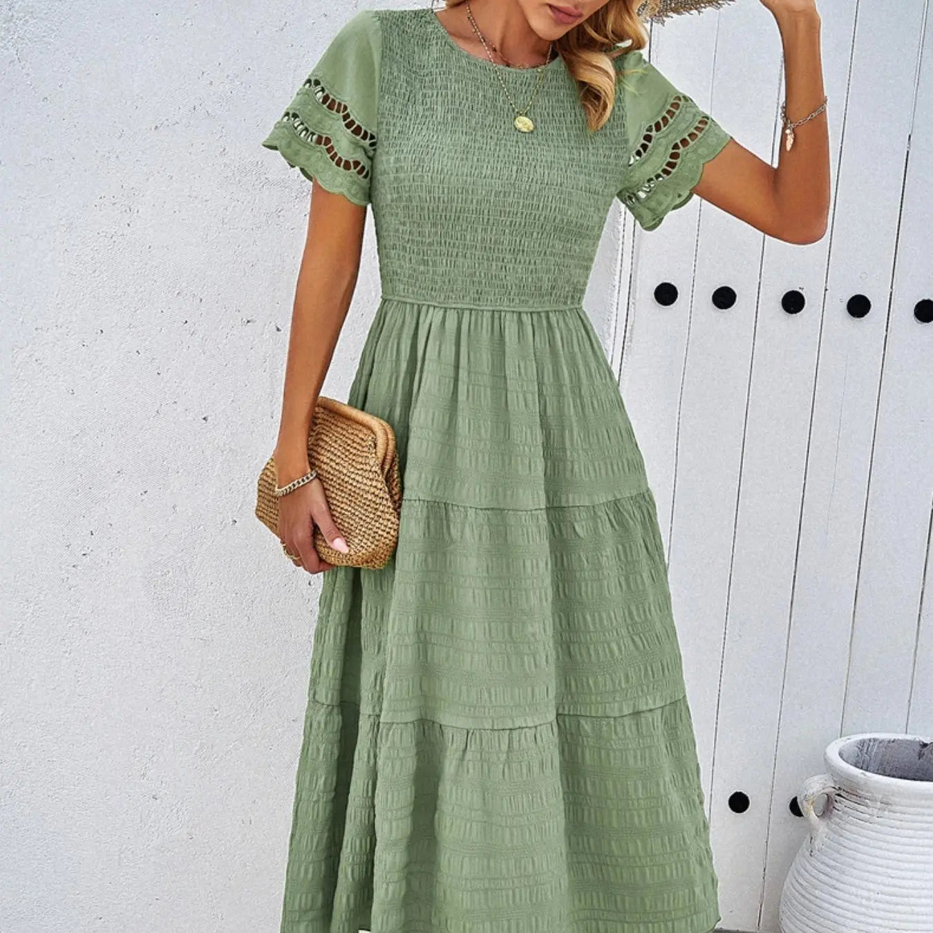 YNIQUE Women’S Casual Wear Solid Color Elegant Short-Sleeve Maxi Dress with Cutout, Lace & Patchwork Details, Comfortable Skirt for Beach Vacations & Travel